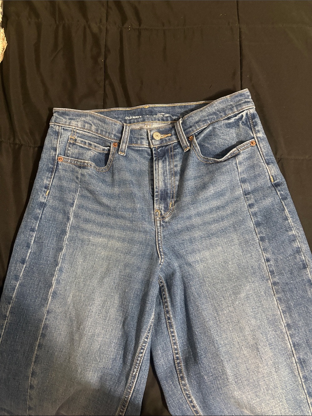 Old Navy High-Rise Straight Jeans in Mid Blue Wash